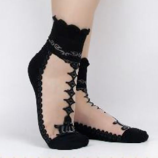 Women's Black Ruffle Ankle Socks